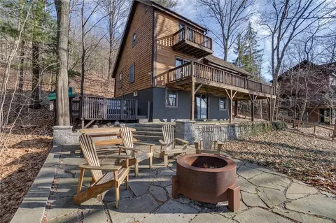 Exterior - 11396 E Lake Rd, Wayne, NY 14840 photo 5 of 14