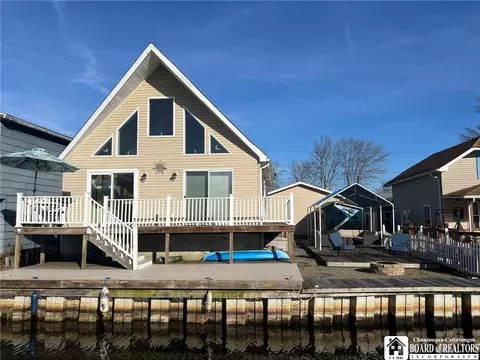 2471 Keller Rd, Busti, NY 14710