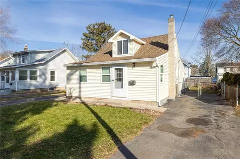 50 Brad St, Irondequoit, NY 14622