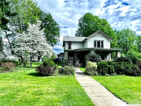 355 E Main St, Pomfret, NY 14063