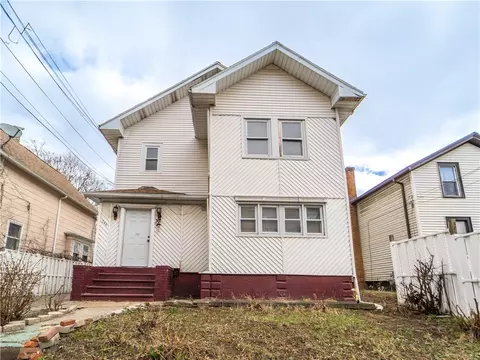 242 6th St #244, Rochester, NY 14605