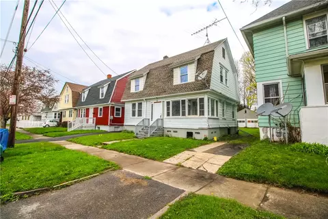 62 Wilbur St, Rochester, NY 14611