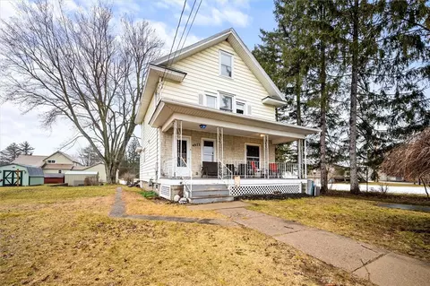4973 Elm St, North Rose, NY 14516