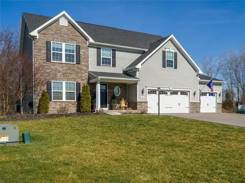 551 Hills Pond Rd, Webster, NY 14580