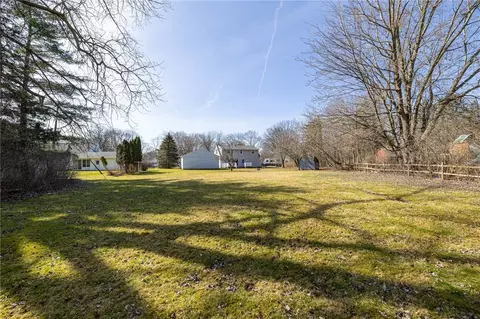 Exterior - 86 E Cavalier Rd, Wheatland, NY 14546 photo 7 of 9