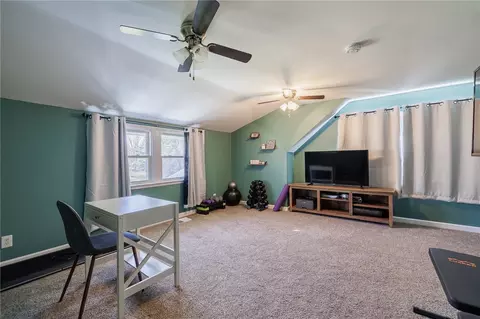 Bedroom - 86 E Cavalier Rd, Wheatland, NY 14546 photo 4 of 5