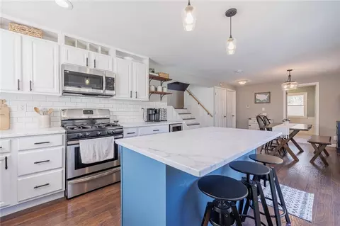 Kitchen - 86 E Cavalier Rd, Wheatland, NY 14546 photo 5 of 6