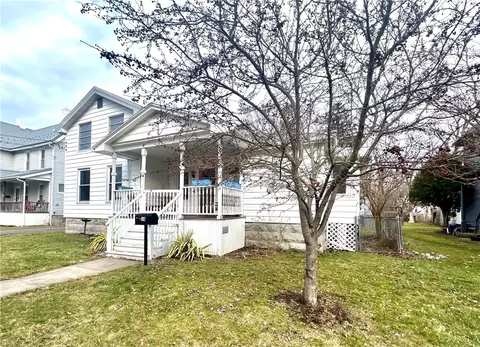 16 Howard St, Auburn, NY 13021
