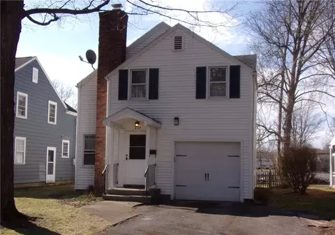 289 Cobb Ter, Brighton, NY 14620