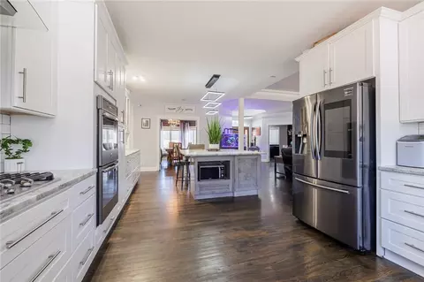 Kitchen - 41 Stablegate Dr, Webster, NY 14580 photo 6 of 7