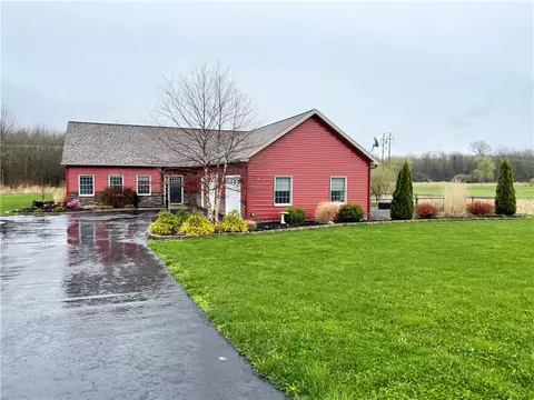 3175 Sutton Rd, Seneca, NY 14456