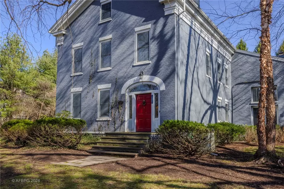 1496 Clover St, Brighton, NY 14610 50 Photos Movoto