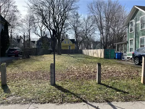 29 Averill Ave, Rochester, NY 14620
