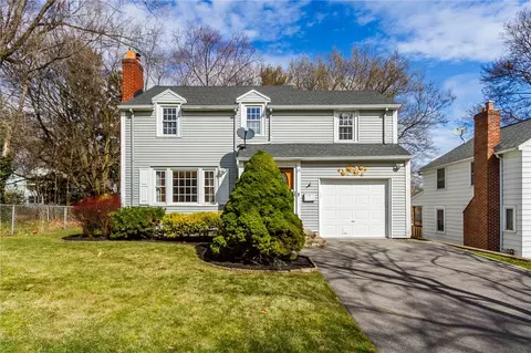 26 Harding Rd, Rochester, NY 14612