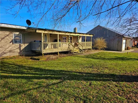 2573 State Route 14, Torrey, NY 14527