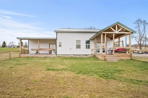 7420 Sapp Rd, Lyons, NY 14489