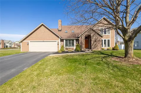 148 Northbridge Dr, Greece, NY 14626