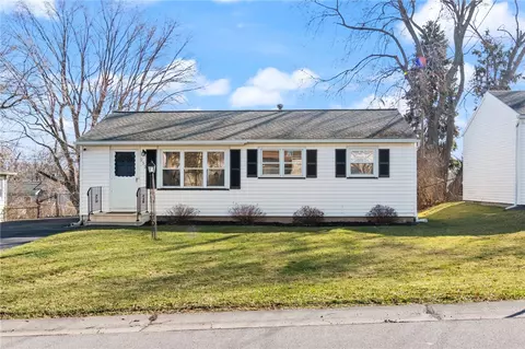 252 Vinal Ave, Irondequoit, NY 14609