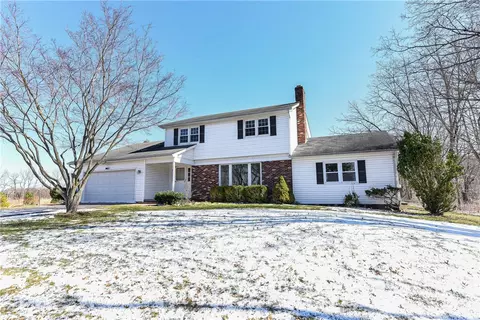 5436 County Line Rd, Webster, NY 14580