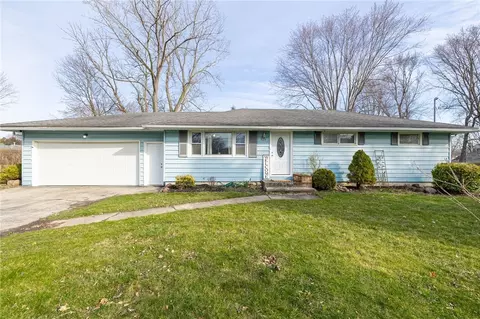 228 Cole Ave, Gates, NY 14606