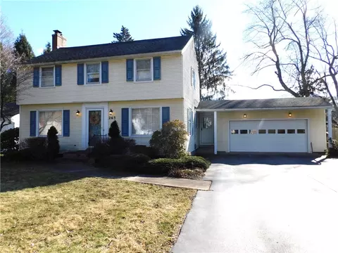 265 Wyndale Rd, Irondequoit, NY 14617