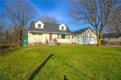 2410 Spencerport Rd, Ogden, NY 14559
