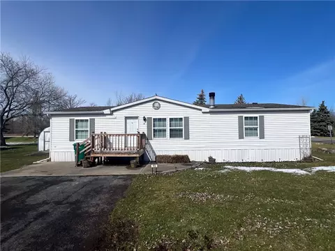7862 Clinton Street Rd #15, Bergen, NY 14416