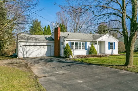 49 Atwood Ave, Geneva, NY 14456