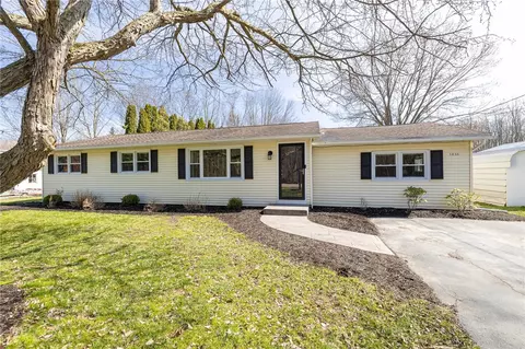 3856 Stalker Rd, Macedon, NY 14502