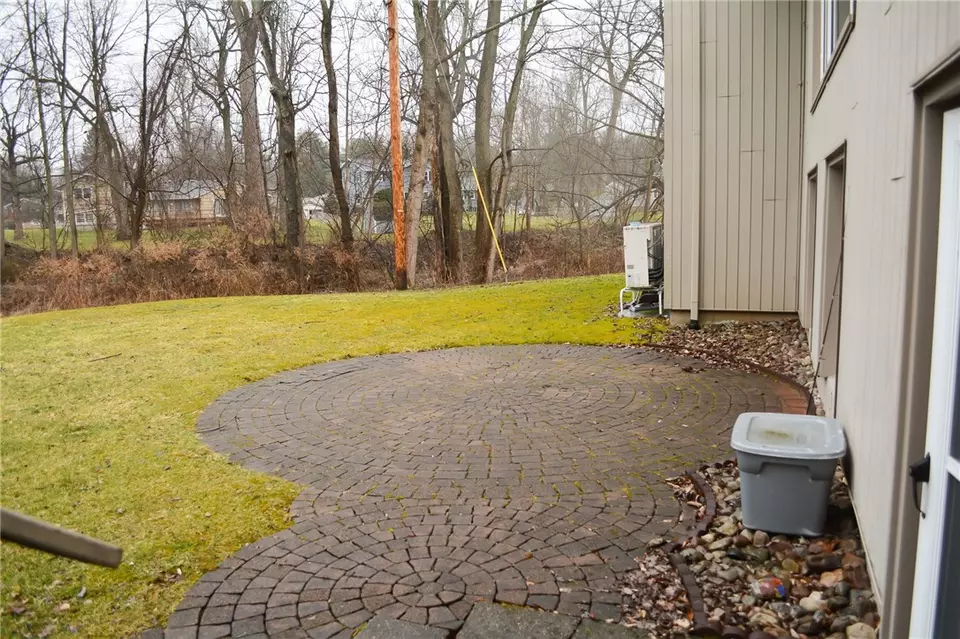 694 Marsh Rd, Pittsford, NY 14534 42 Photos Movoto