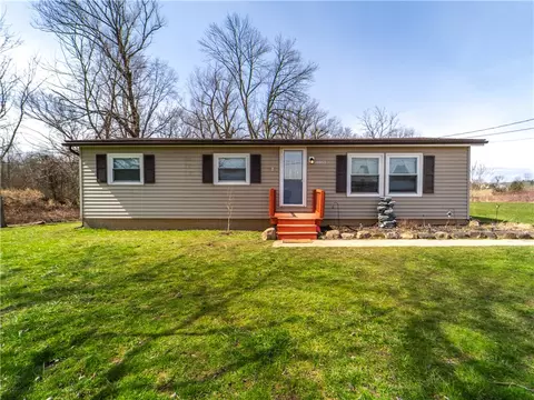 4051 Dean Rd, Marion, NY 14505
