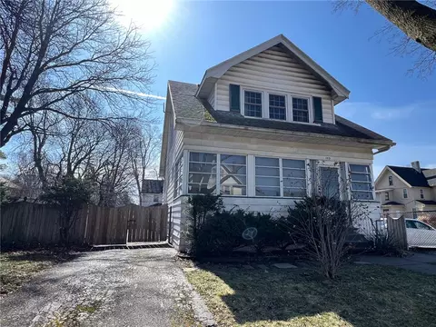 153 Ravenwood Ave, Rochester, NY 14619