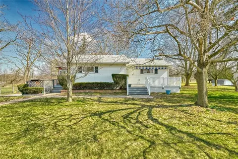 1567 Rochester St, Lima, NY 14485