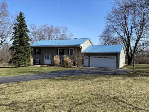 8491 Route 237, Stafford, NY 14143
