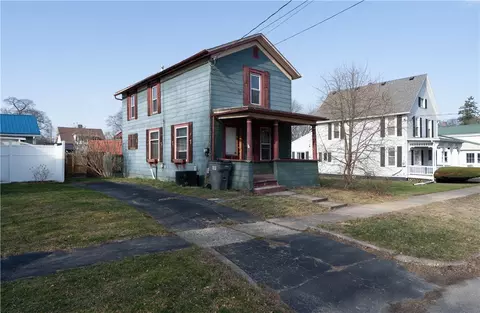 17 Elizabeth St, North Dansville, NY 14437