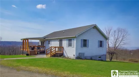 447 Dodge Rd, Carroll, NY 14738