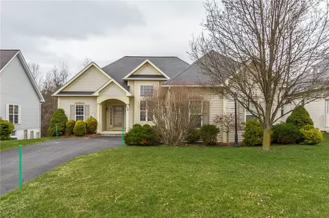 112 New Tudor Rd, Pittsford, NY 14534