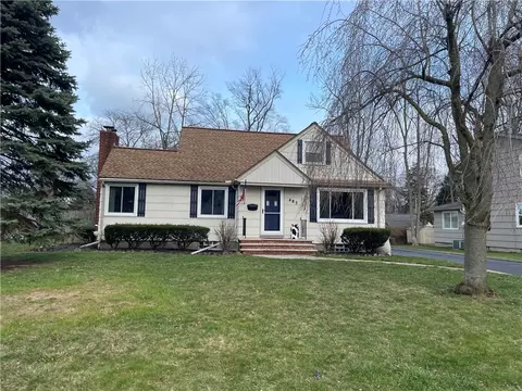485 Windsor Rd, Greece, NY 14612