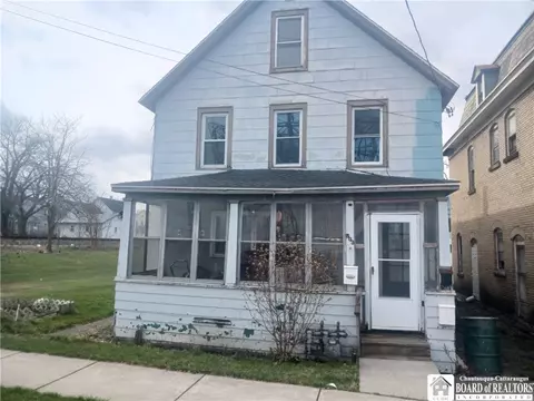 503 S Roberts Rd, Dunkirk, NY 14048