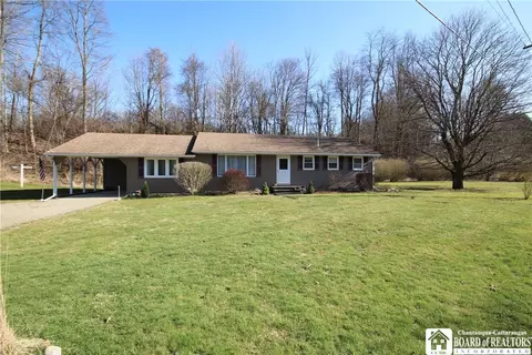 73 Messenger Rd, Randolph, NY 14772