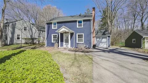 18 Landing Rd S, Brighton, NY 14610