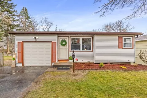 36 Keating Dr, Irondequoit, NY 14622