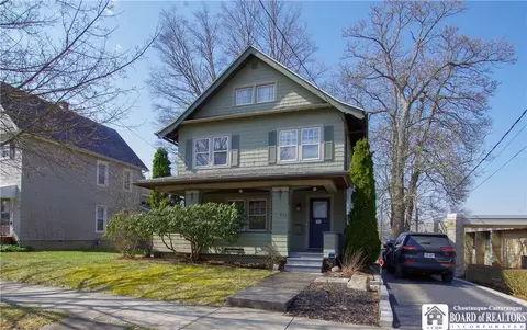 657 Lakeview Ave, Jamestown, NY 14701