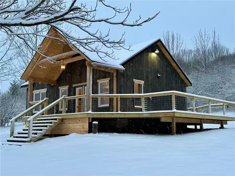 41 Carr George Rd, Denver, NY 12421