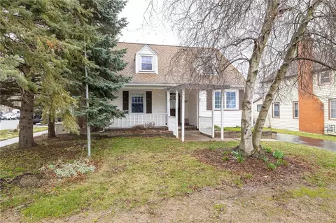 280 Hinchey Rd, Gates, NY 14624