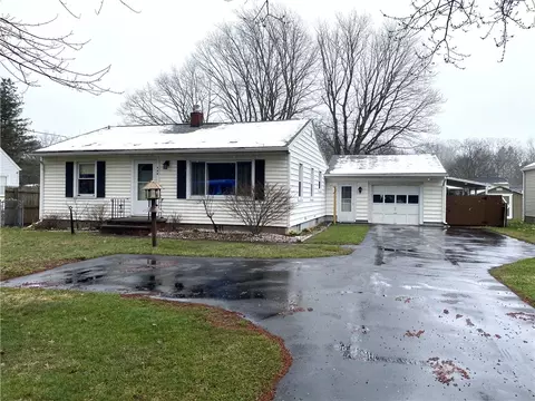 944 Chili Center Coldwater Rd, Chili, NY 14624