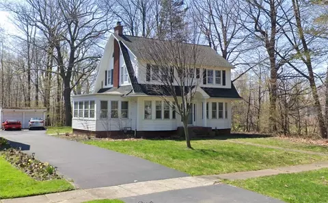 751 Seneca Pkwy, Rochester, NY 14613