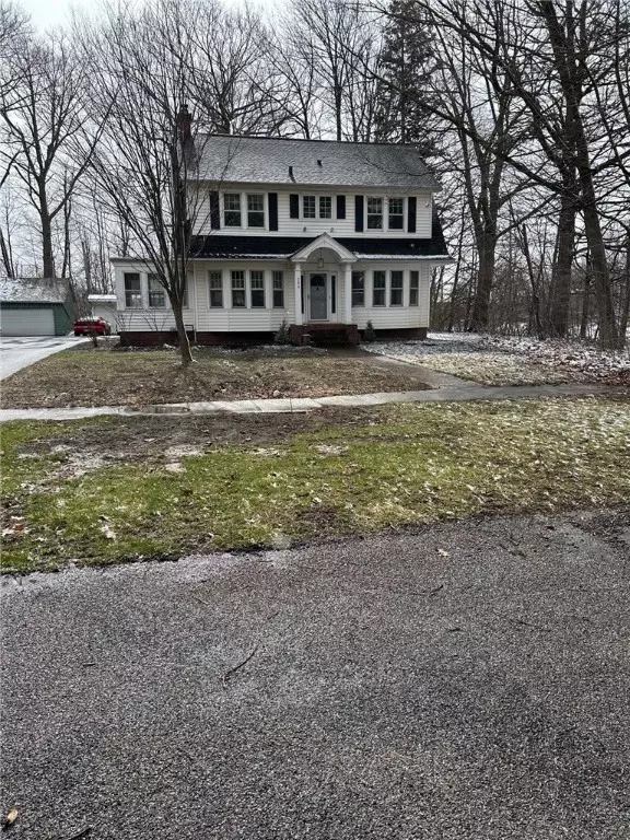 751 Seneca Pkwy, Rochester, NY 14613 25 Photos Movoto