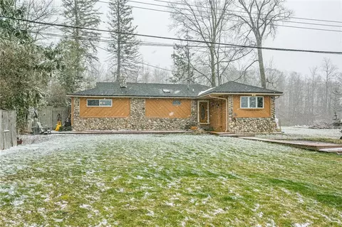11 Milewood Rd, Chili, NY 14546