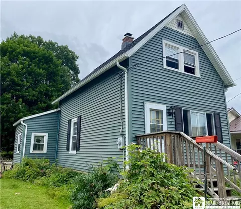 53 E Livingston Ave, Ellicott, NY 14720